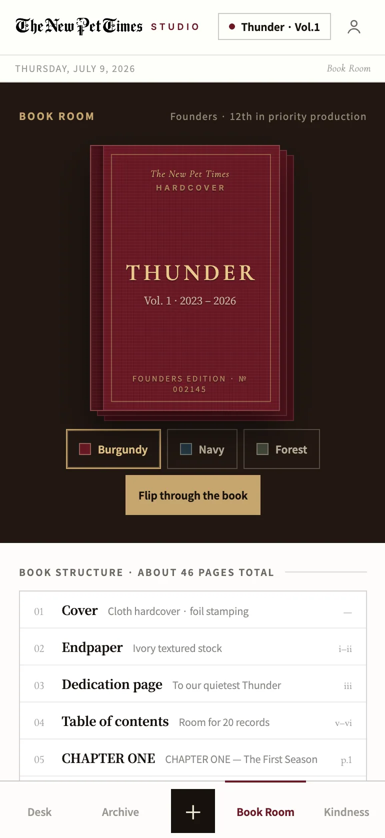 Book Room画面 — 金の箔押しが入ったハードカバーの表紙を選ぶ